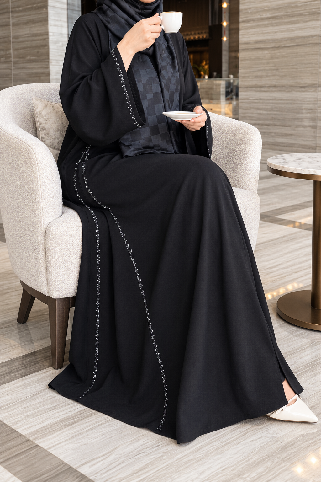 Nazenin abaya