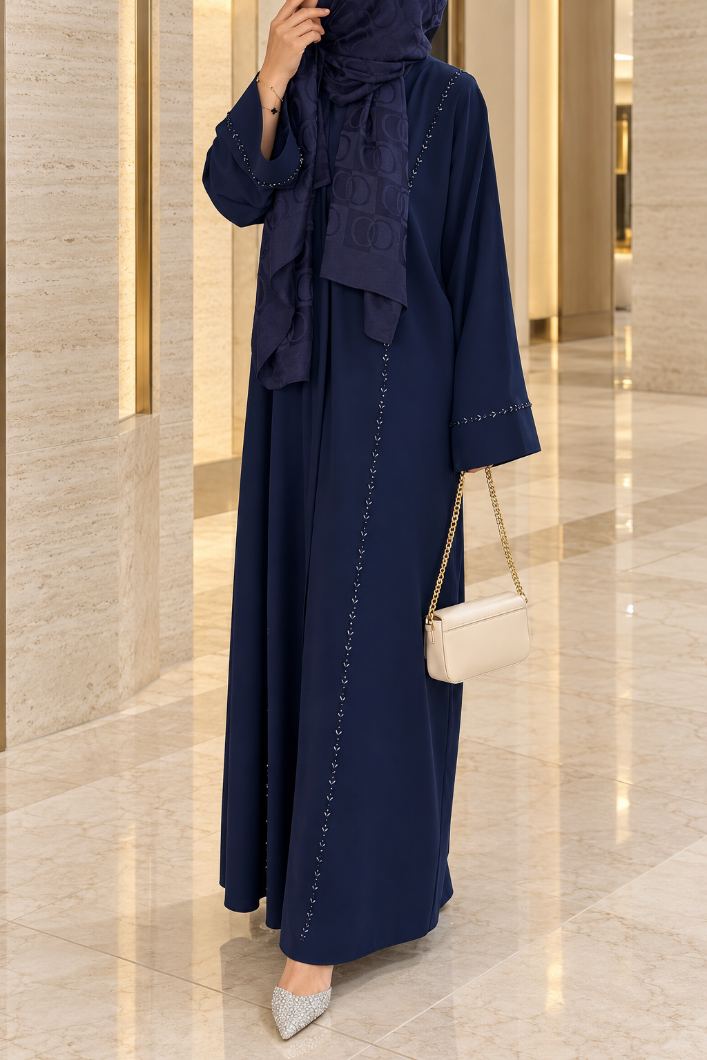 Lacivert zarif abaya