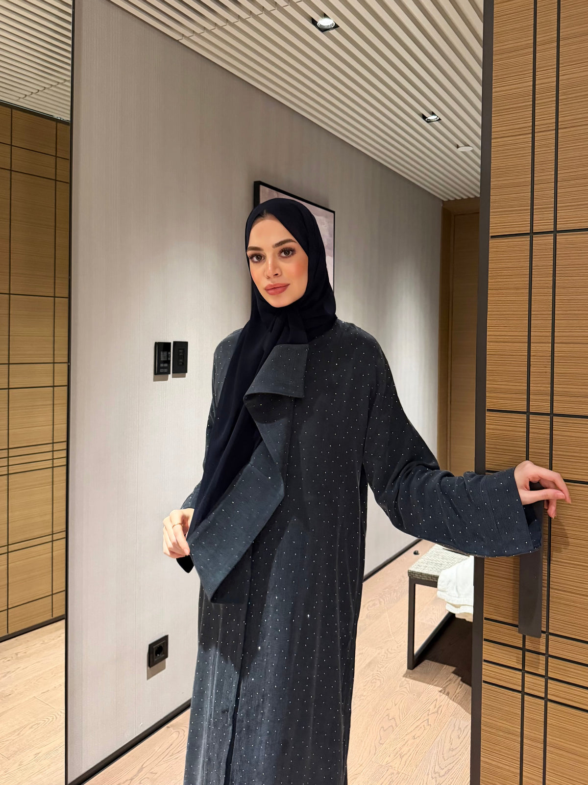 Lacivert taşlı şal