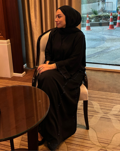 Nazenin abaya