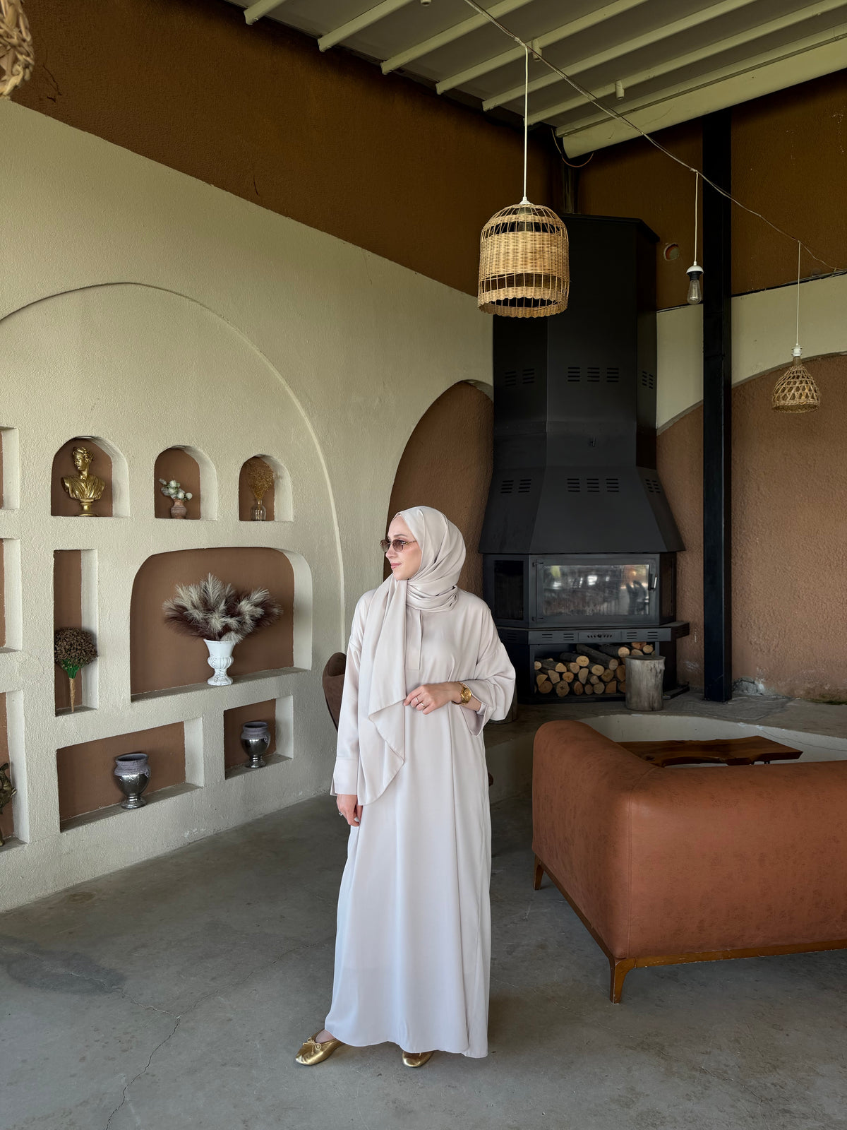 Taş Abaya Elbise