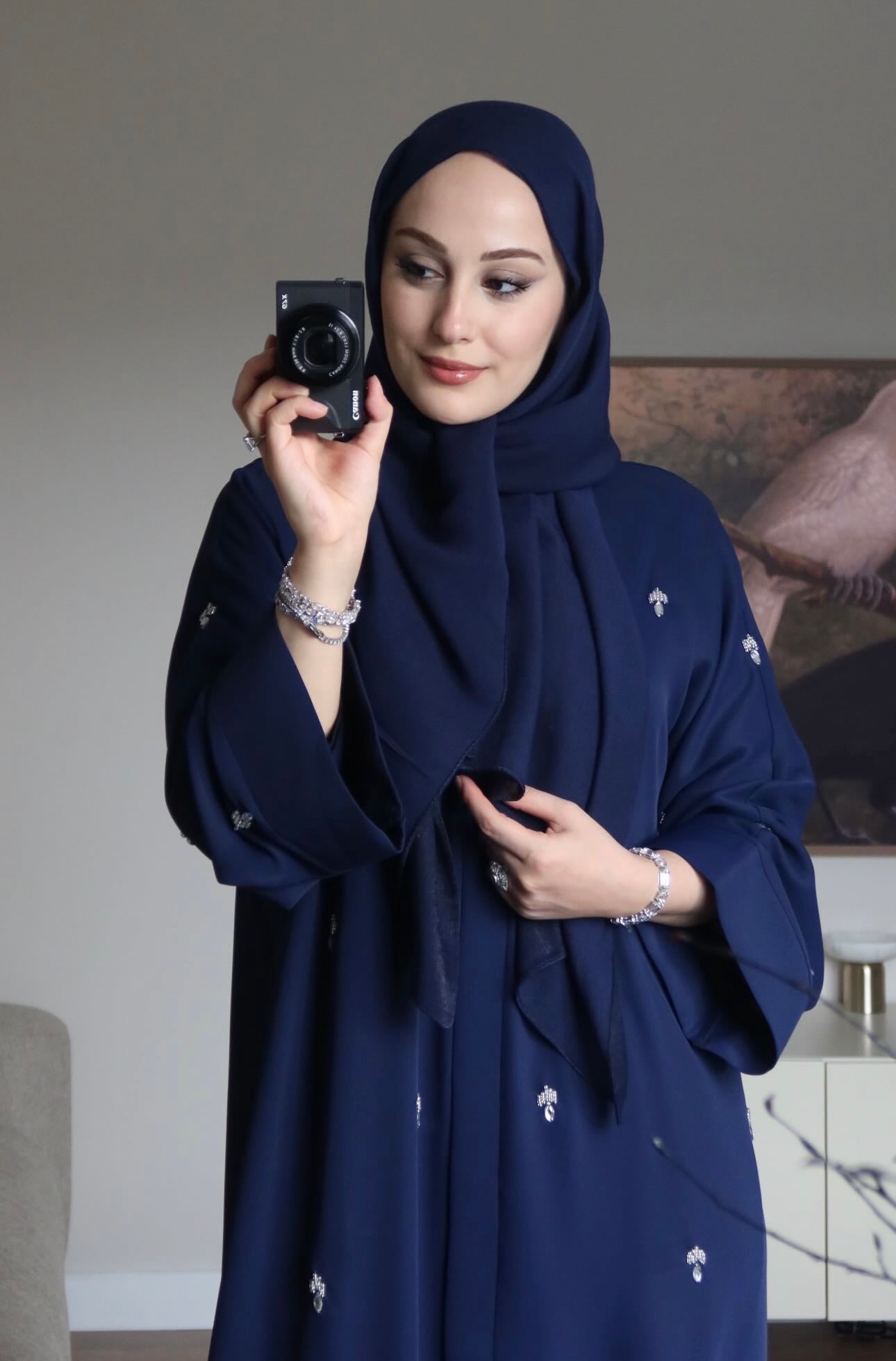Lacivert damla abaya
